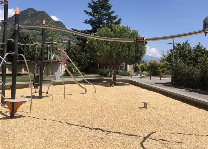 Fallschutz- und Spielplatzbelag Fallschutz- und Spielplatzbelag