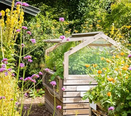 365 jours de récolte dans une plate-bande surélevée : c'est simple, rapide et pratique